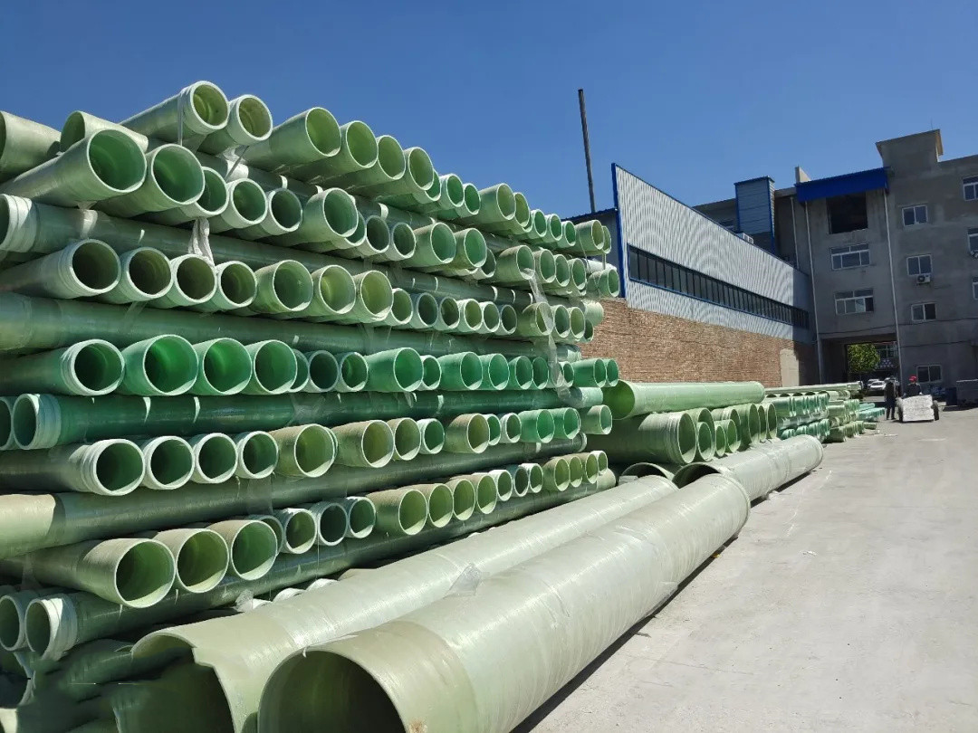 玻璃鋼管定長(zhǎng)纏繞和離心澆鑄工藝比較 玻璃鋼管定長(zhǎng)纏繞和離心澆鑄工藝比較